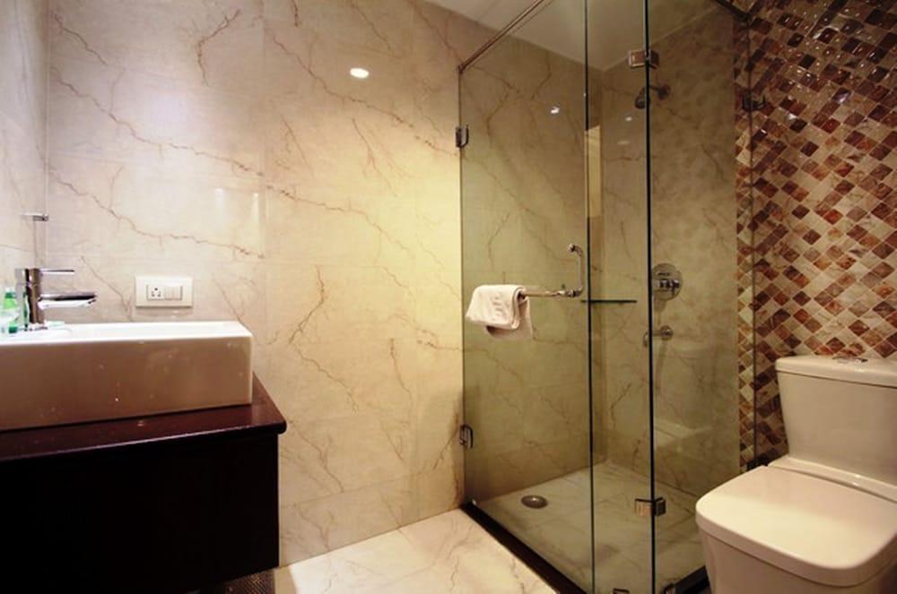 Hotel Shiva Residency Дехрадун Екстериор снимка